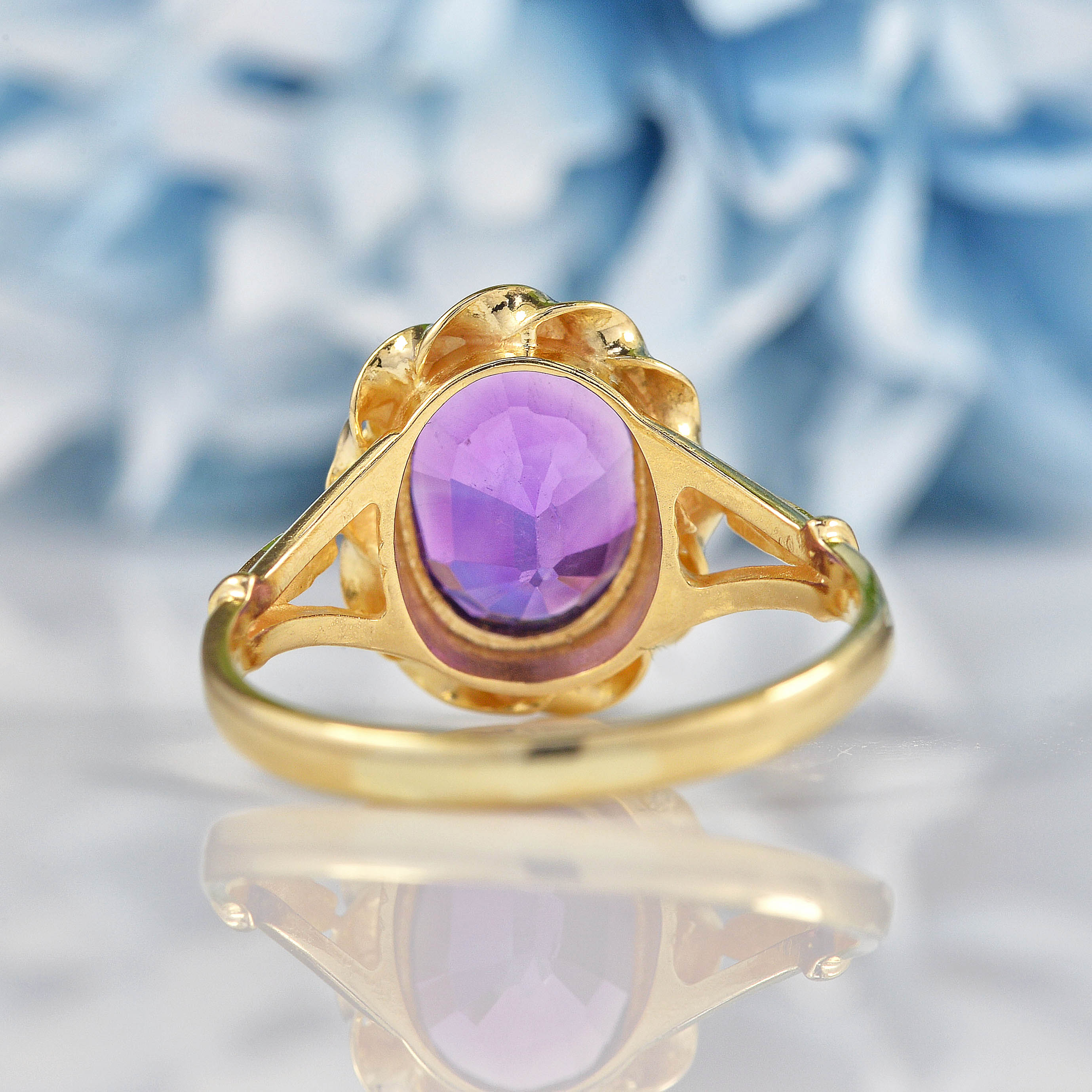 Ellibelle Jewellery Vintage Style Amethyst 9ct Gold Dress Ring (1.95ct)