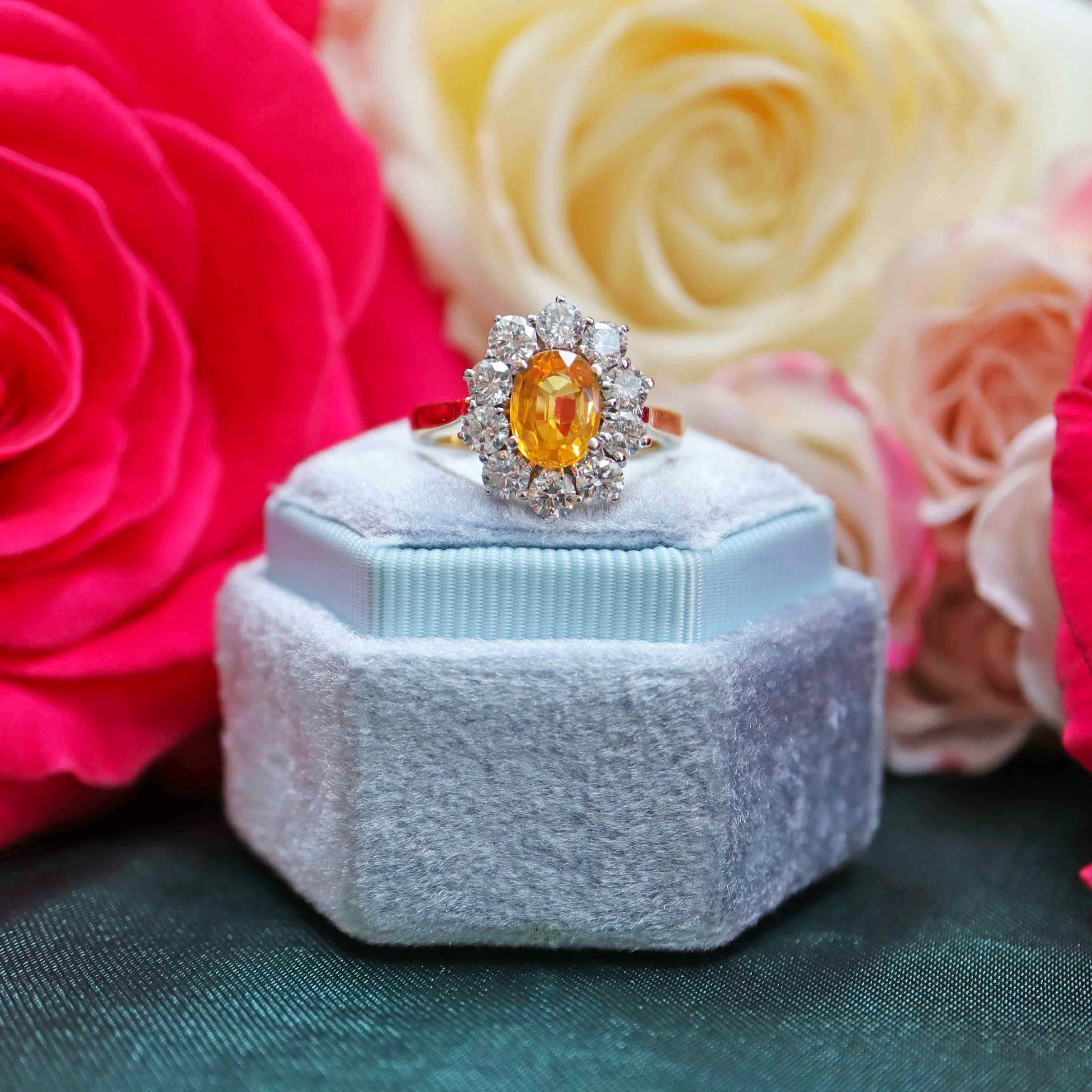 Ellibelle Jewellery Vintage Yellow Sapphire & Diamond 18ct Gold Cluster Engagement Ring (1.43cts)