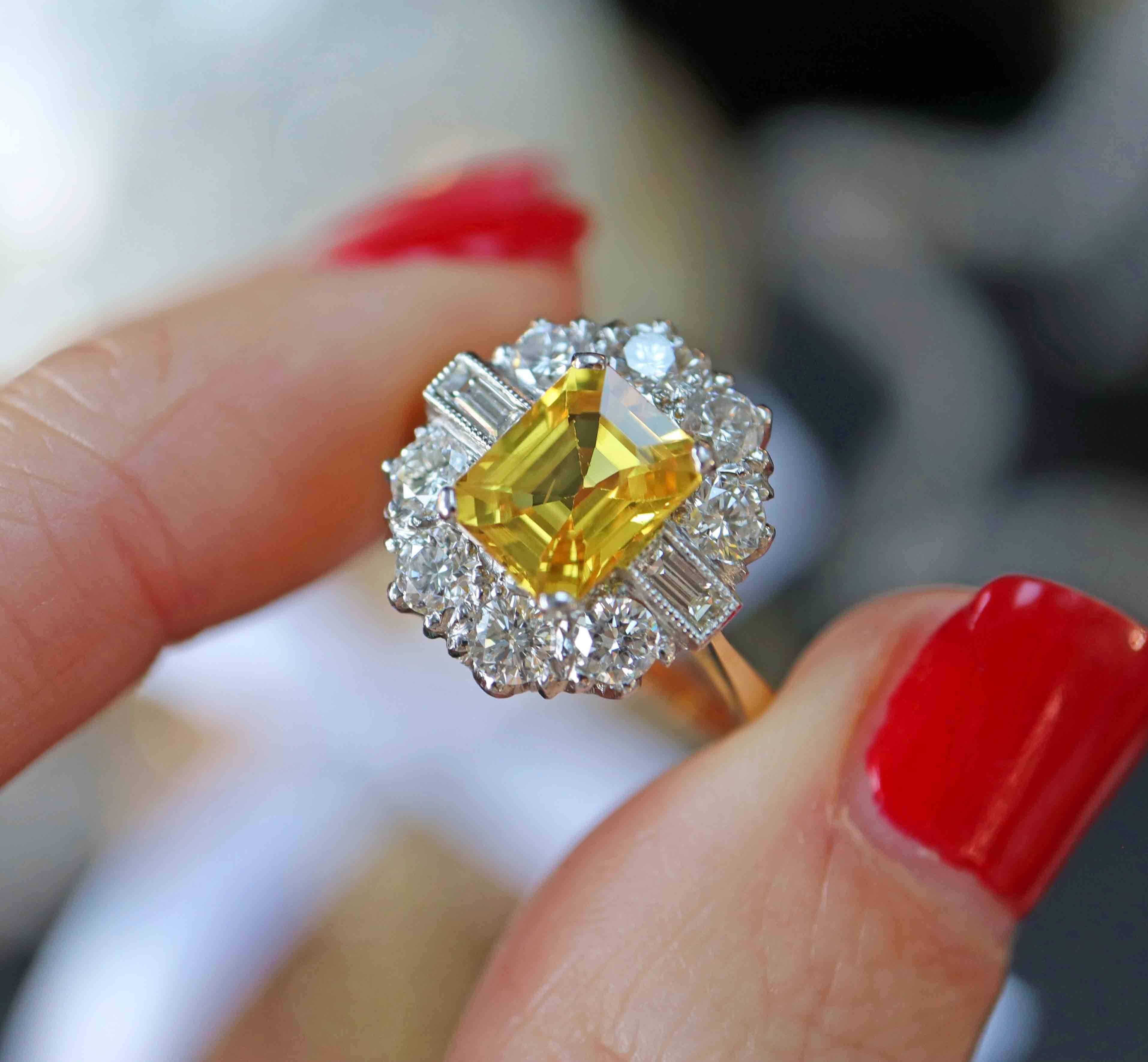 Ellibelle Jewellery Yellow Sapphire & Diamond 18ct Gold Cluster Engagement Ring (2.20cts)