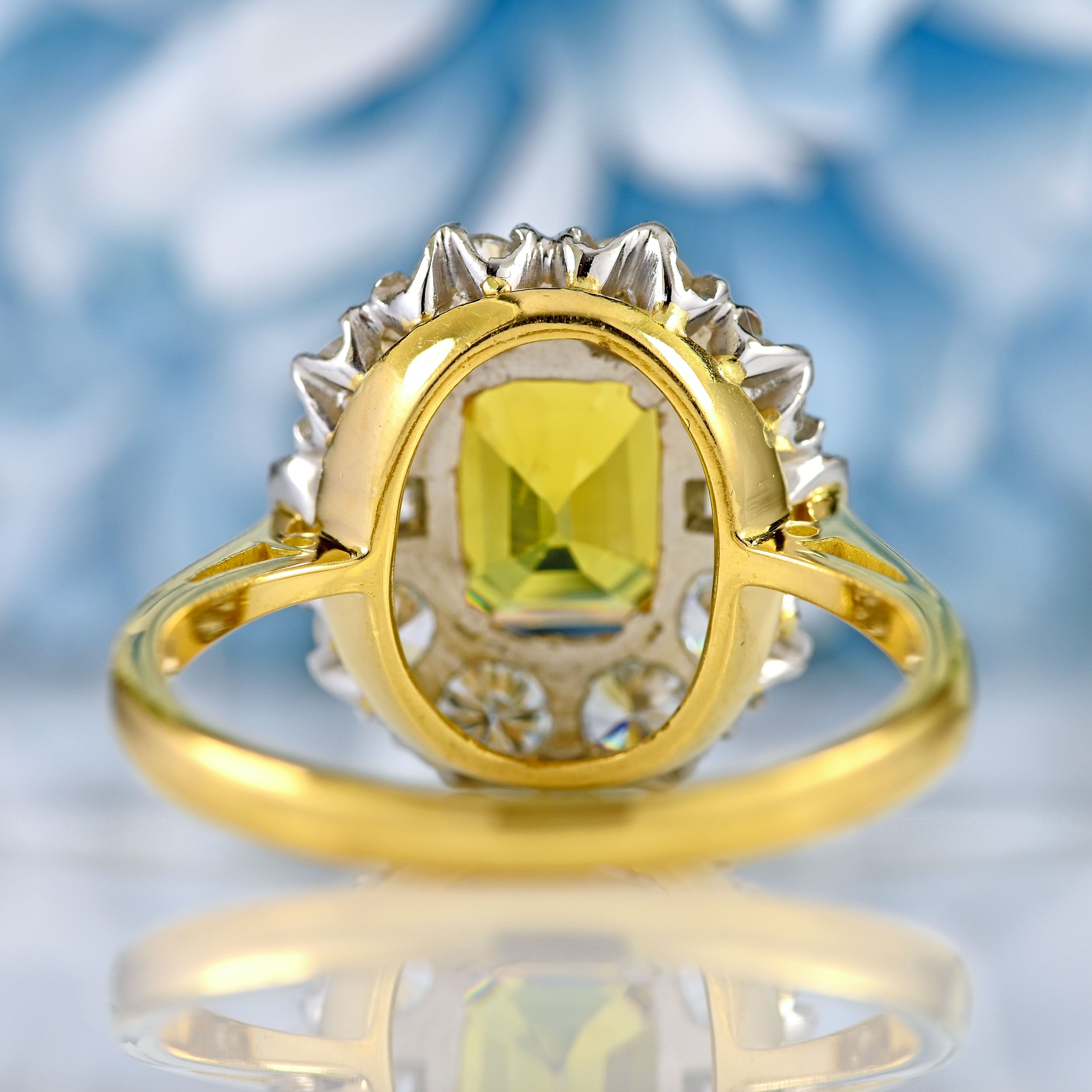 Ellibelle Jewellery Yellow Sapphire & Diamond 18ct Gold Cluster Engagement Ring (2.20cts)
