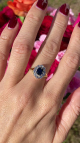 Vintage 1971 Sapphire & Diamond 18ct Gold Cluster Engagement Ring