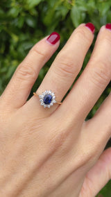 Vintage Sapphire & Pear-Cut Diamond 18ct Gold Cluster Ring (0.70cts)