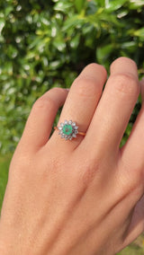 Vintage 1976 Emerald & Diamond 18ct Gold Flower Cluster Ring