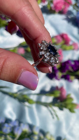 Vintage 18ct White Gold Oval Sapphire & Diamond Cluster Ring (1.45cts)