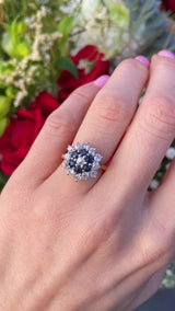 Vintage 1970s Sapphire & Diamond 18ct Gold Platinum Cluster Ring