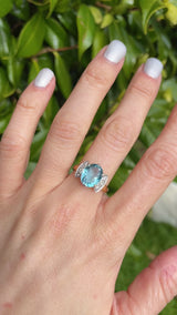 Vintage 1997 Aquamarine & Diamond 18ct Gold Cocktail Ring