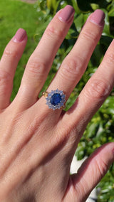 Vintage 1998 Sapphire & Diamond 18ct Gold Cluster Ring (2.20cts)