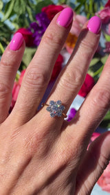 Vintage 1989 Diamond 18ct Gold Daisy Cluster Ring (1.32cts)