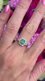 Vintage 1994 Emerald & Diamond 18ct Gold Cluster Ring