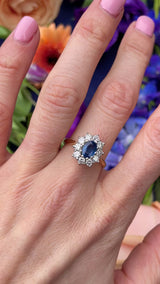 Vintage Sapphire & Diamond 18ct Gold Cluster Engagement Ring (1.00ct)