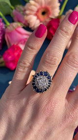 Vintage 1974 Sapphire & Diamond 18ct Gold Cluster Ring