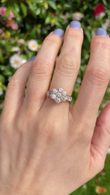 Vintage Diamond 18ct Gold Daisy Cluster Engagement Ring (2.00cts)