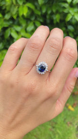 Vintage 1970s Sapphire & Diamond 18ct White Gold Cluster Ring