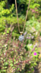 Vintage 1993 Diamond 18ct Gold Daisy Cluster Pendant Necklace