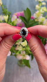 Vintage 1970s Blue Sapphire & Diamond 18ct Gold Cluster Ring