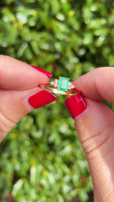 Vintage Natural Emerald & Diamond 18ct Gold Ring