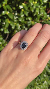 Vintage 1981 Natural Sapphire & Diamond 18ct Gold Cluster Ring