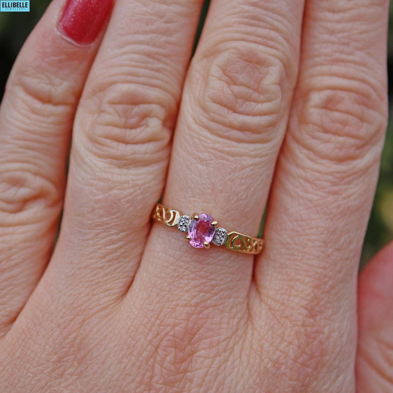 Ellibelle Jewellery PINK SAPPHIRE & DIAMOND 9CT GOLD SOLITAIRE RING