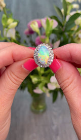 Vintage 1970s Opal & Diamond 18ct Gold Oval Cluster Ring
