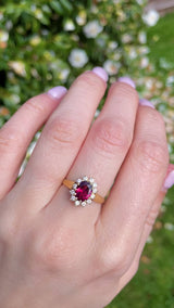 Vintage Garnet & Diamond 18ct Gold Cluster Ring