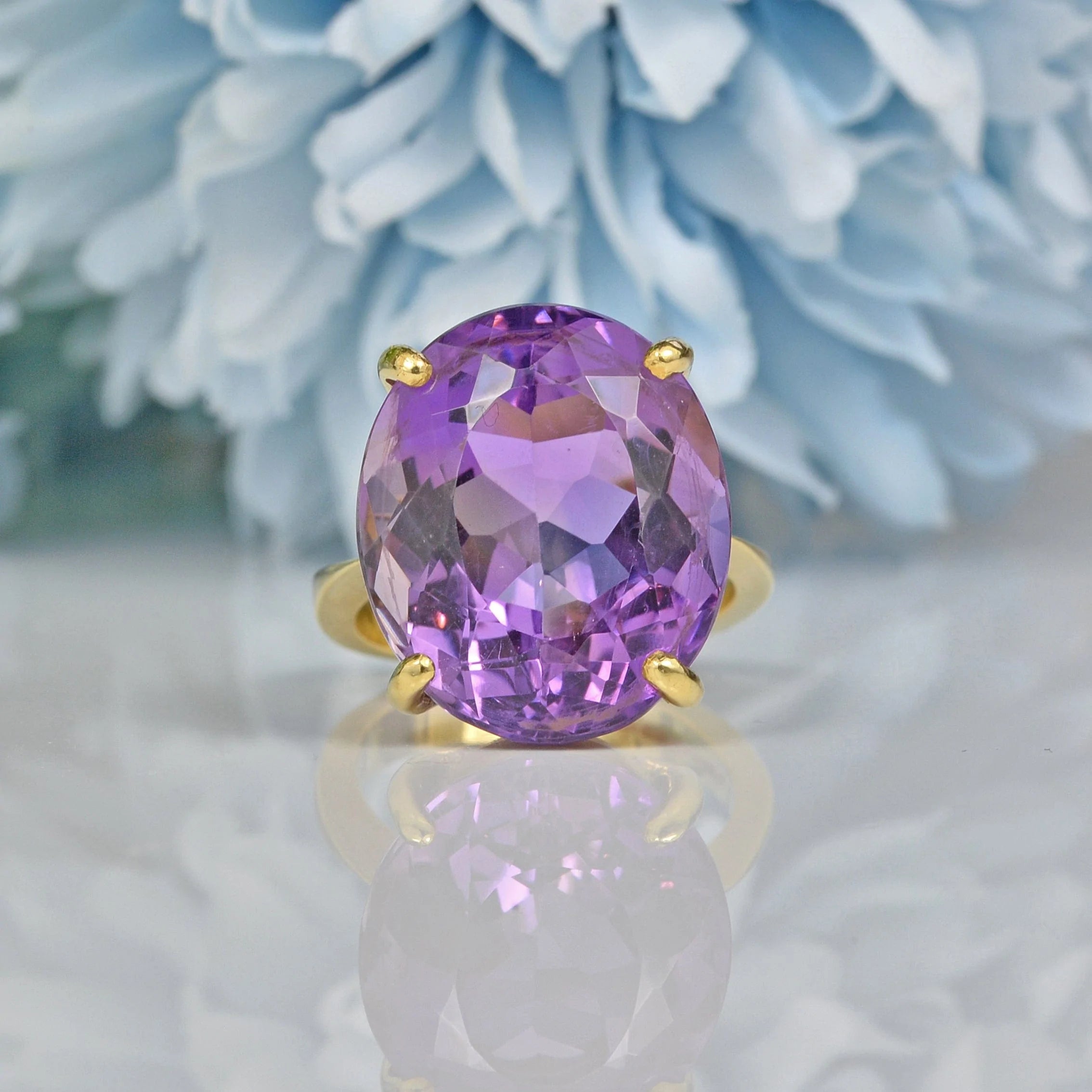 AMETHYST 18CT GOLD SOLITAIRE RING - MILLENNIUM