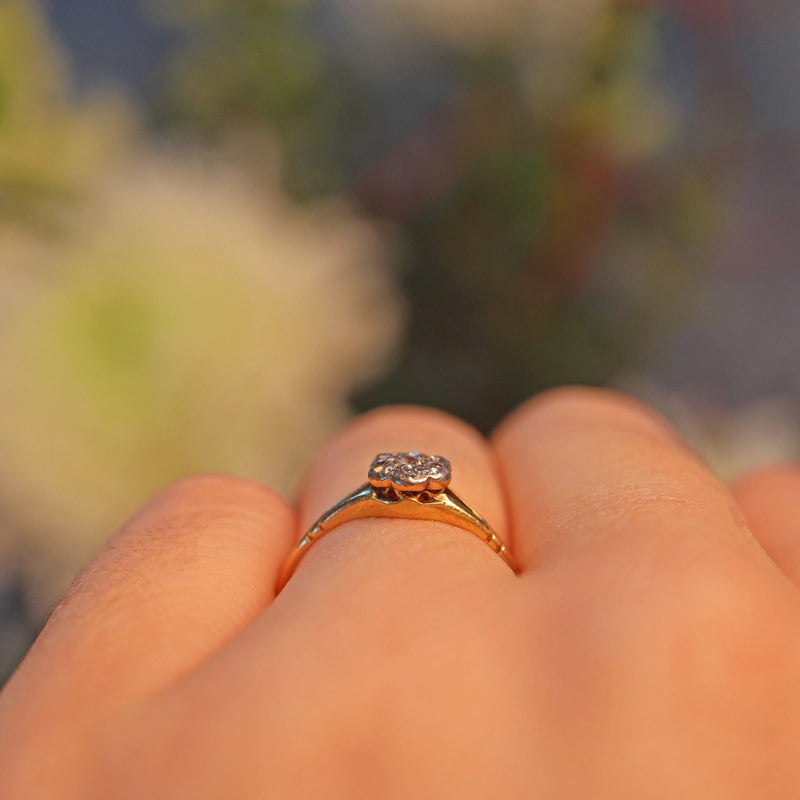 ART DECO DIAMOND DAISY RING