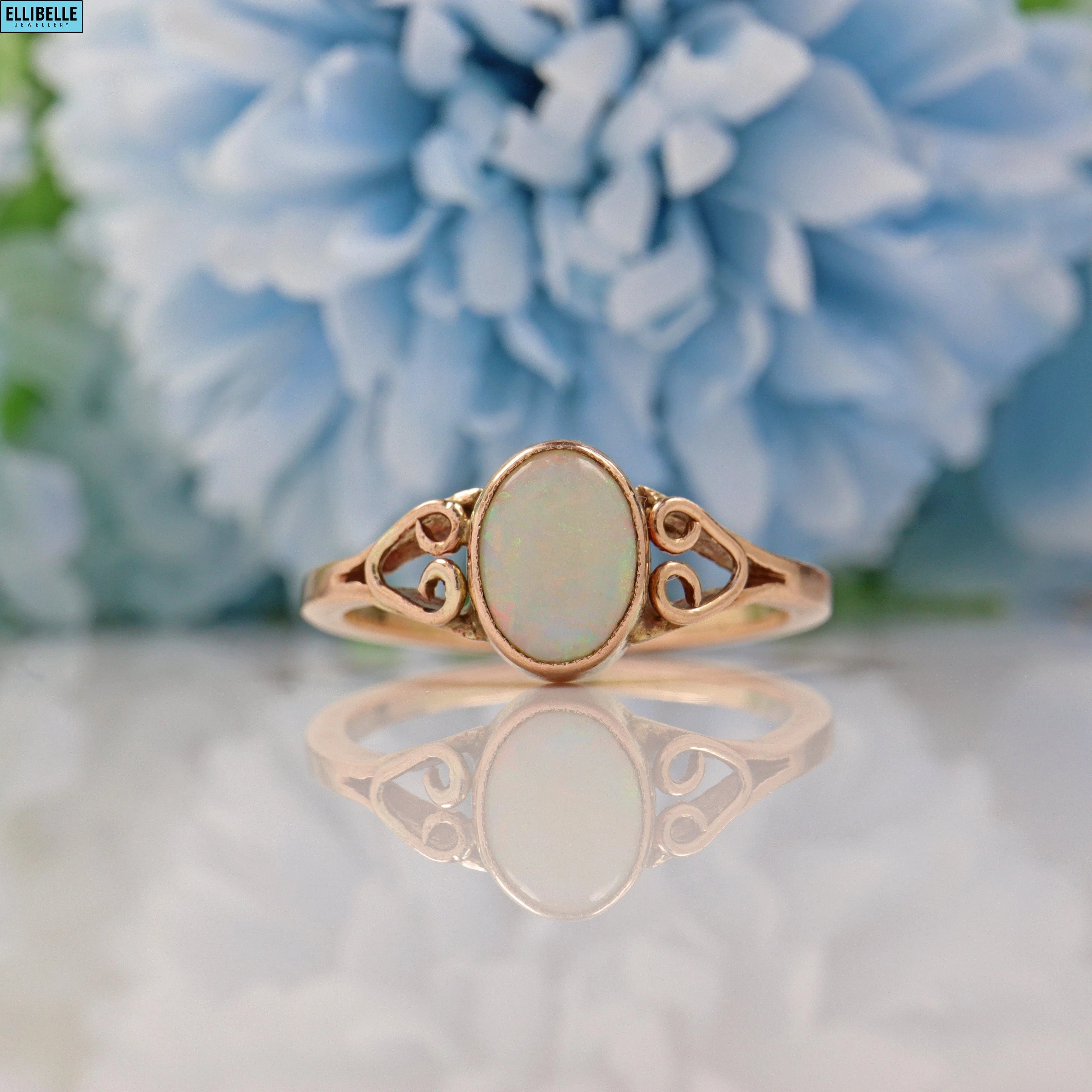 ANTIQUE EDWARDIAN GOLD OPAL SOLITAIRE RING