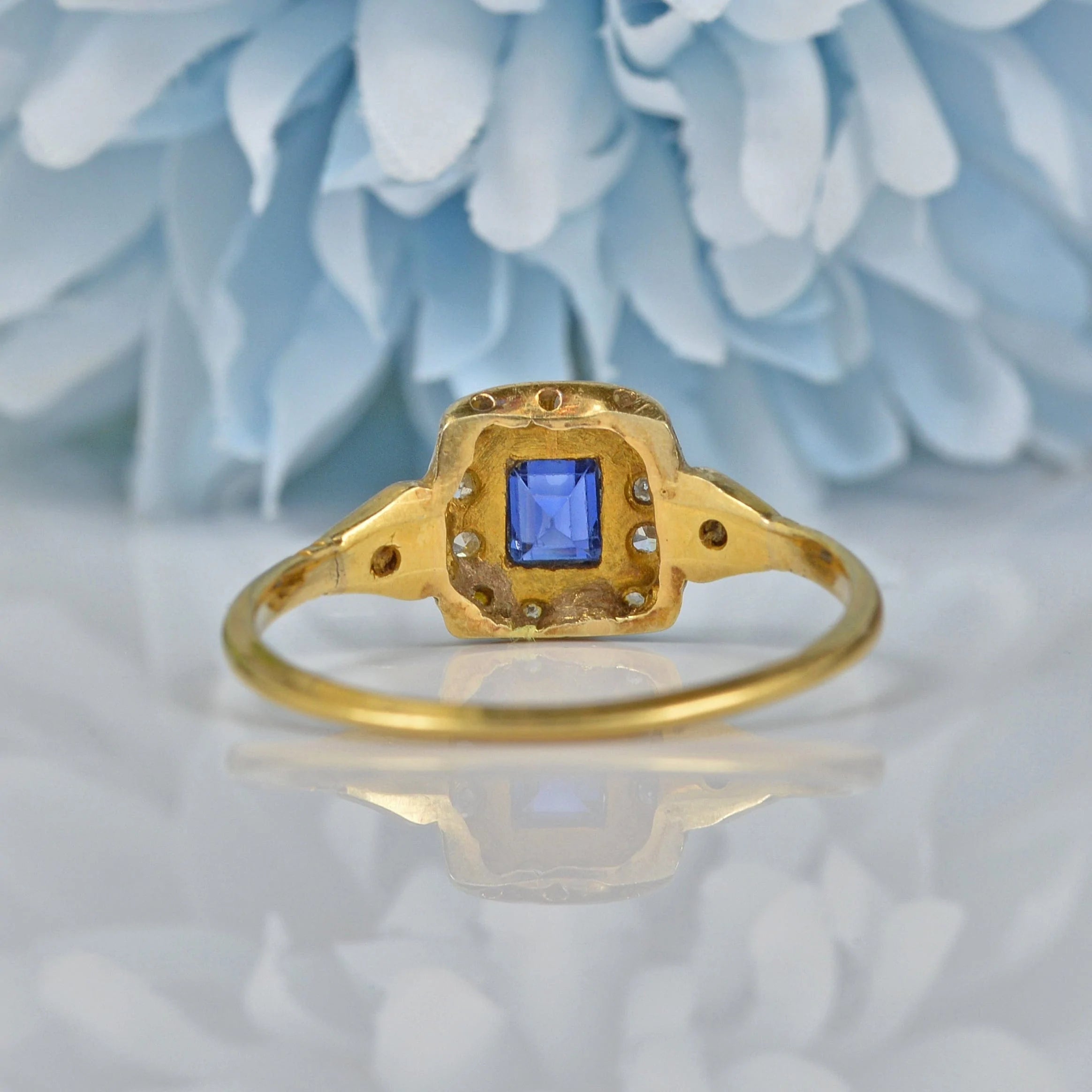 Ellibelle Jewellery ANTIQUE VICTORIAN SAPPHIRE & DIAMOND 18CT GOLD RING