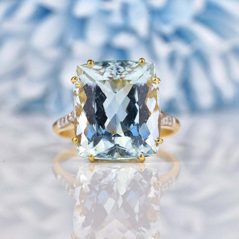Aquamarine & Diamond 18ct Gold Dress Ring (10.60ct) Ellibelle Jewellery Aquamarine & Diamond 18ct Gold Dress Ring (10.60ct) Ellibelle Jewellery