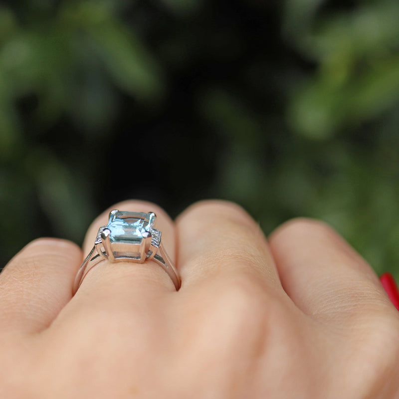Ellibelle Jewellery Aquamarine & Diamond 18ct White Gold Ring