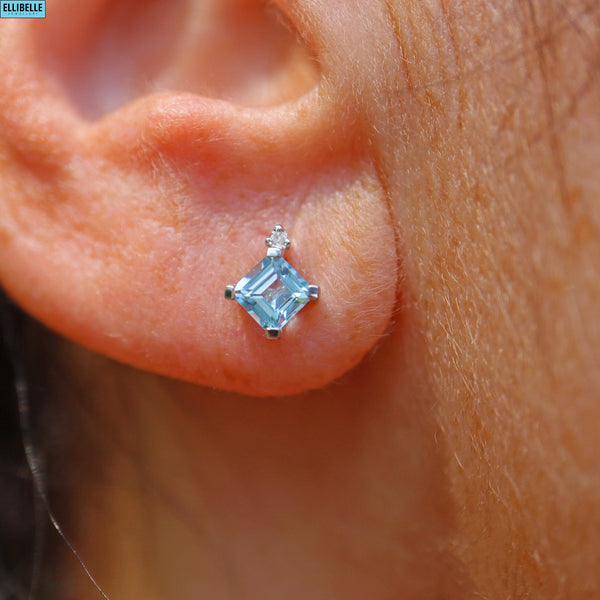 AQUAMARINE & DIAMOND WHITE GOLD NECKLACE AND EARRINGS SUITE