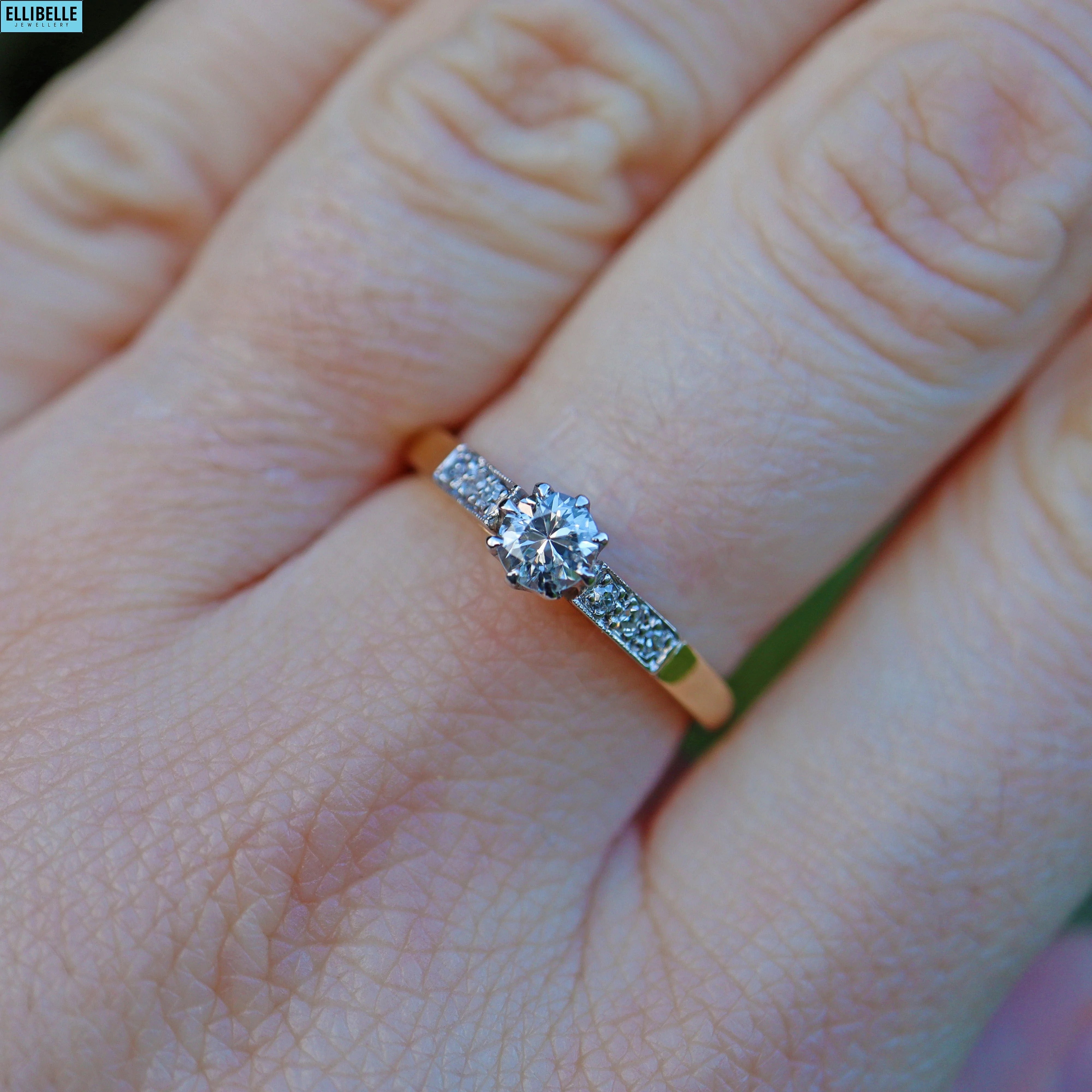 Art Deco 18ct Gold Diamond Solitaire Engagement Ring