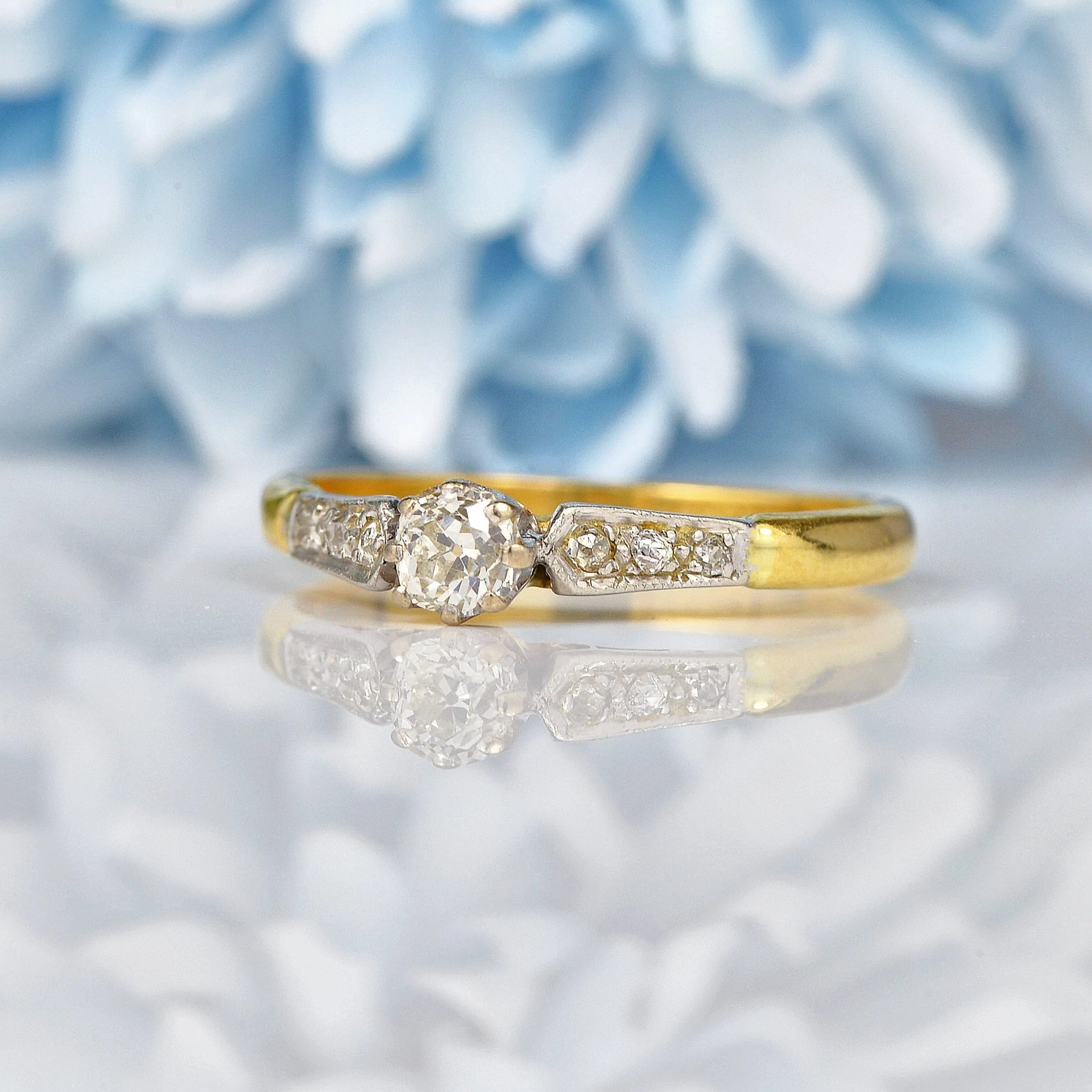 Ellibelle Jewellery Art Deco Diamond 18ct Gold & Platinum Engagement Ring (0.20ct)
