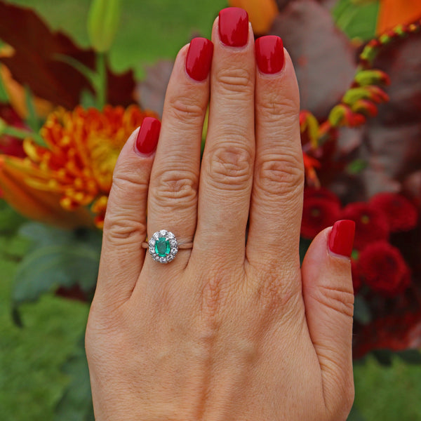 ART DECO EMERALD & DIAMOND 18CT WHITE GOLD CLUSTER RING