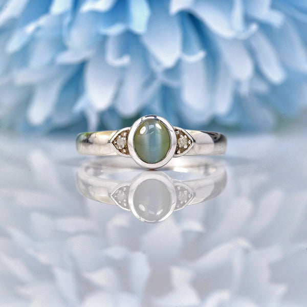 Ellibelle Jewellery CAT'S EYE CHRYSOBERYL & DIAMOND 9CT WHITE GOLD RING