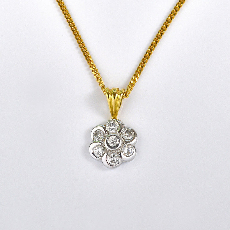 Ellibelle Jewellery Diamond 18ct Gold Daisy Cluster Pendant Necklace