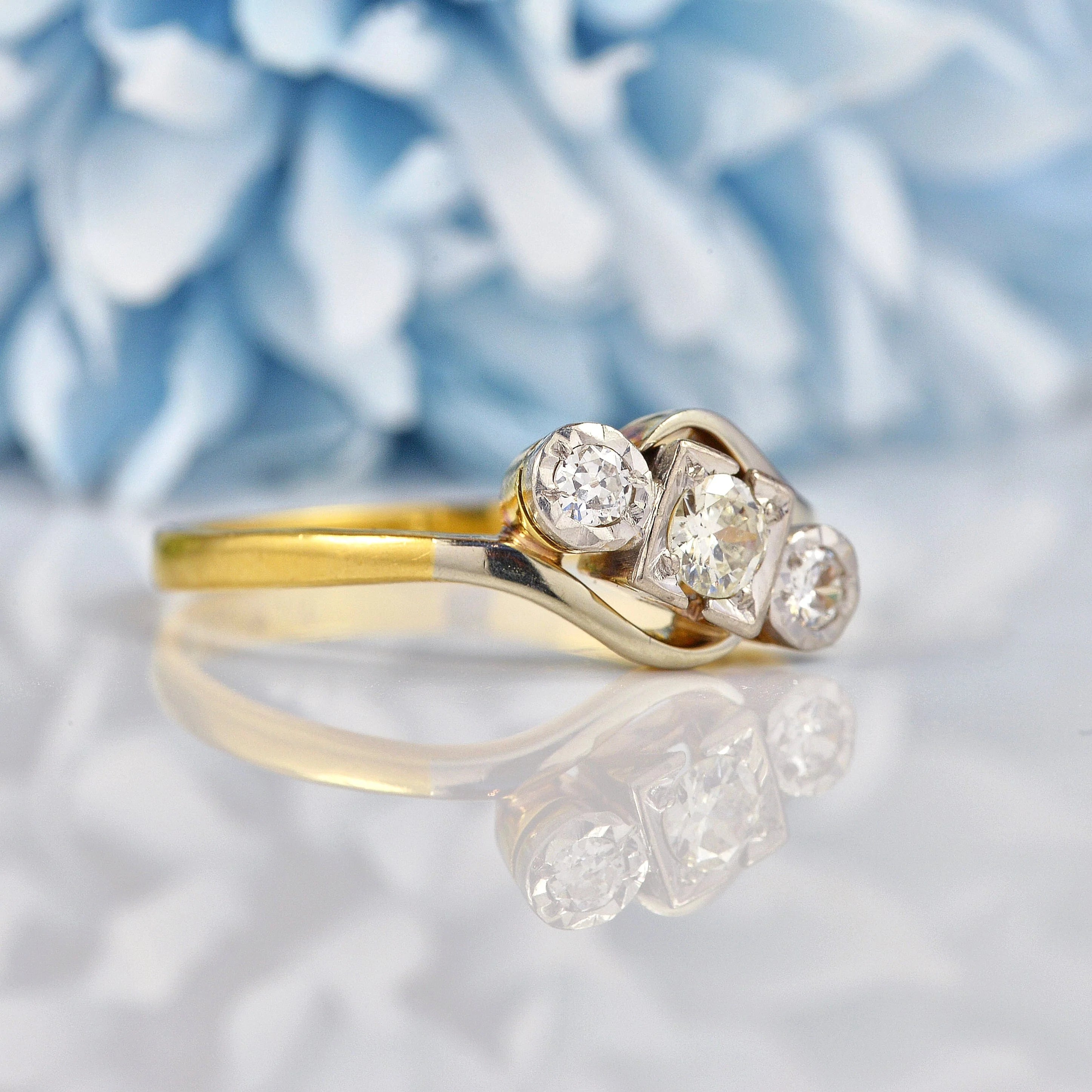 Ellibelle Jewellery Edwardian Diamond Gold & Platinum Three Stone Crossover Ring (0.30ct)
