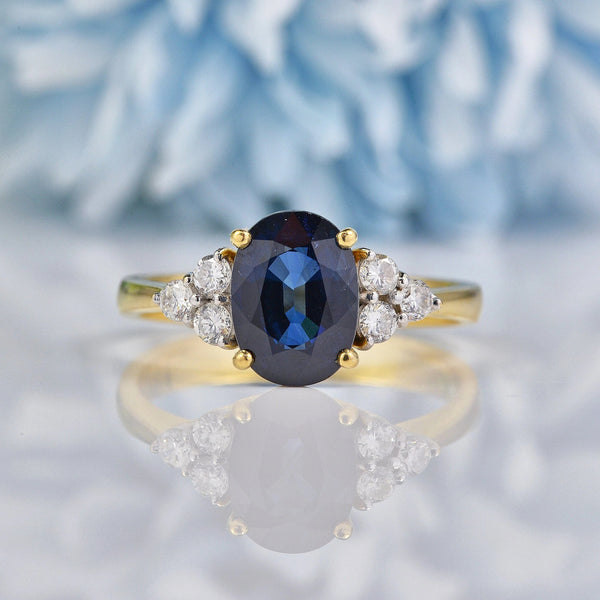 Ellibelle Jewellery Natural Blue Sapphire & Diamond 18ct Gold Ring (2.92ct)