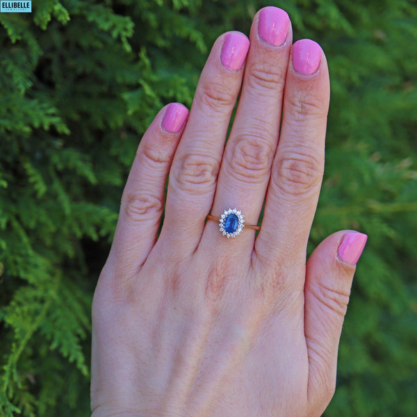 SAPPHIRE & DIAMOND 9CT GOLD HALO CLUSTER RING