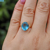 TOPAZ & DIAMOND 18CT GOLD SOLITAIRE RING