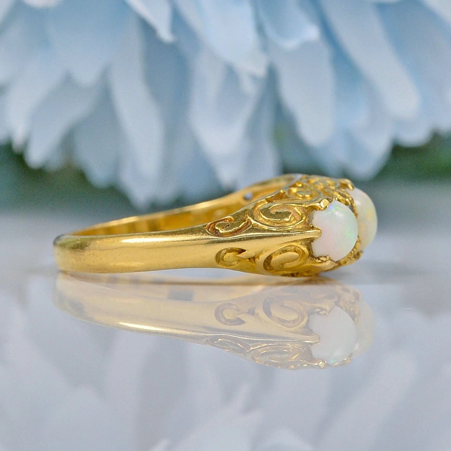 Ellibelle Jewellery VINTAGE 18CT GOLD OPAL DIAMOND RING