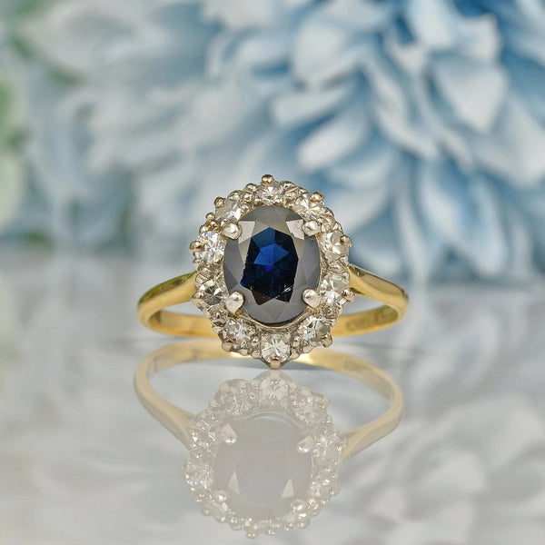Ellibelle Jewellery VINTAGE 18CT GOLD SAPPHIRE & DIAMOND CLUSTER RING