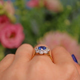 Ellibelle Jewellery Vintage 1950s Blue Sapphire 18ct Gold Daisy Cluster Ring