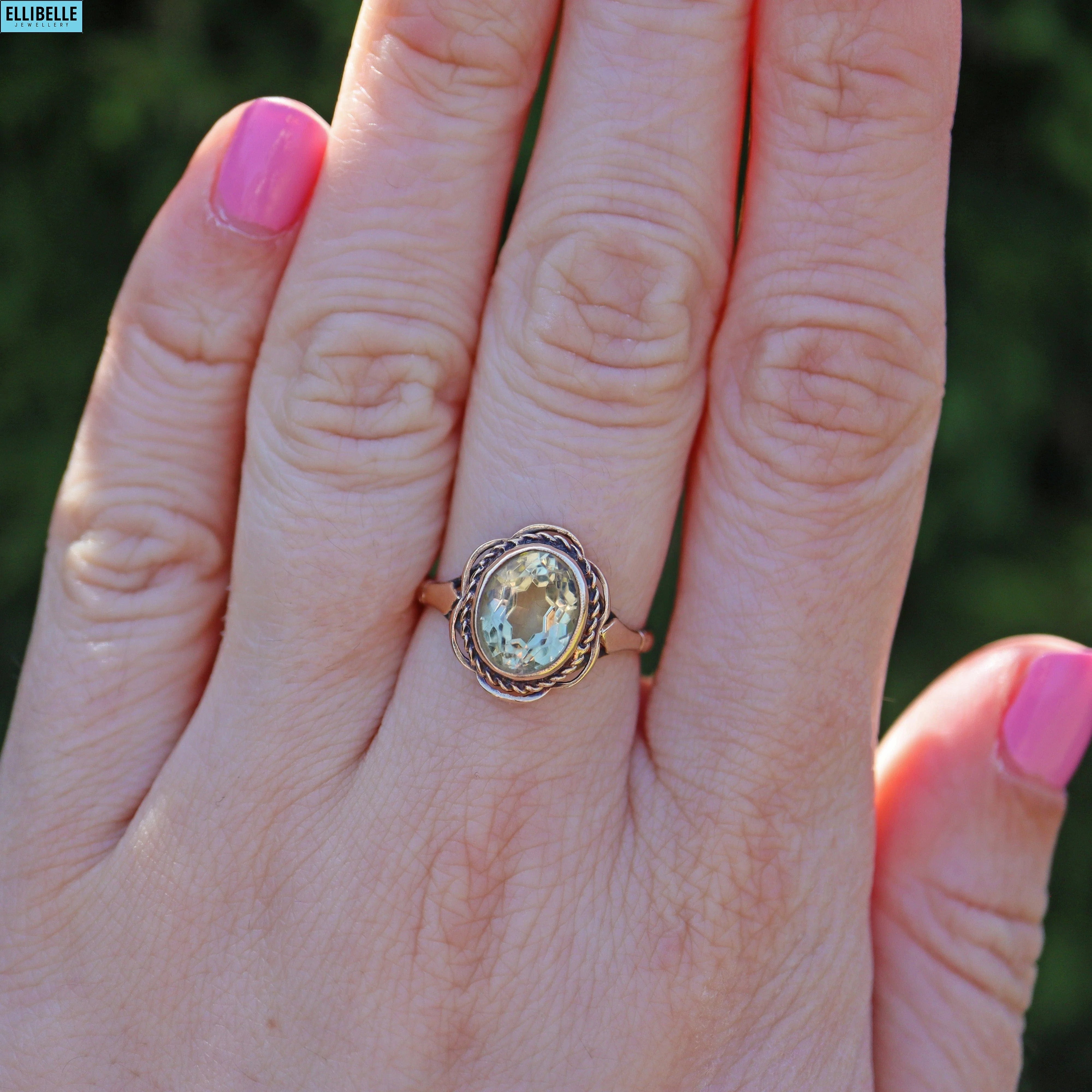 VINTAGE 1960S CITRINE 9CT GOLD SOLITAIRE RING