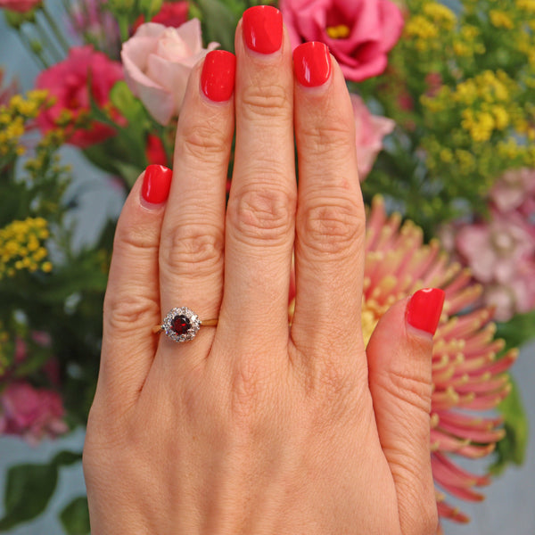 Ellibelle Jewellery Vintage 1960s Garnet & Diamond 18ct Gold Cluster Ring