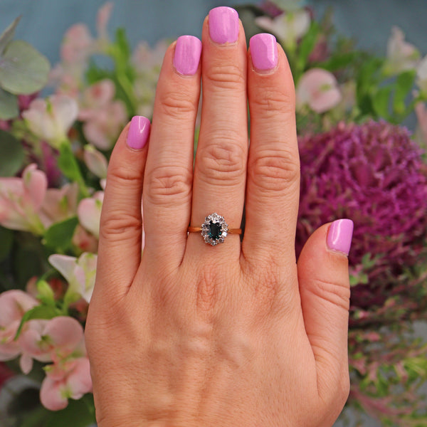Ellibelle Jewellery Vintage 1960s Sapphire & Diamond 18ct Gold Cluster Ring