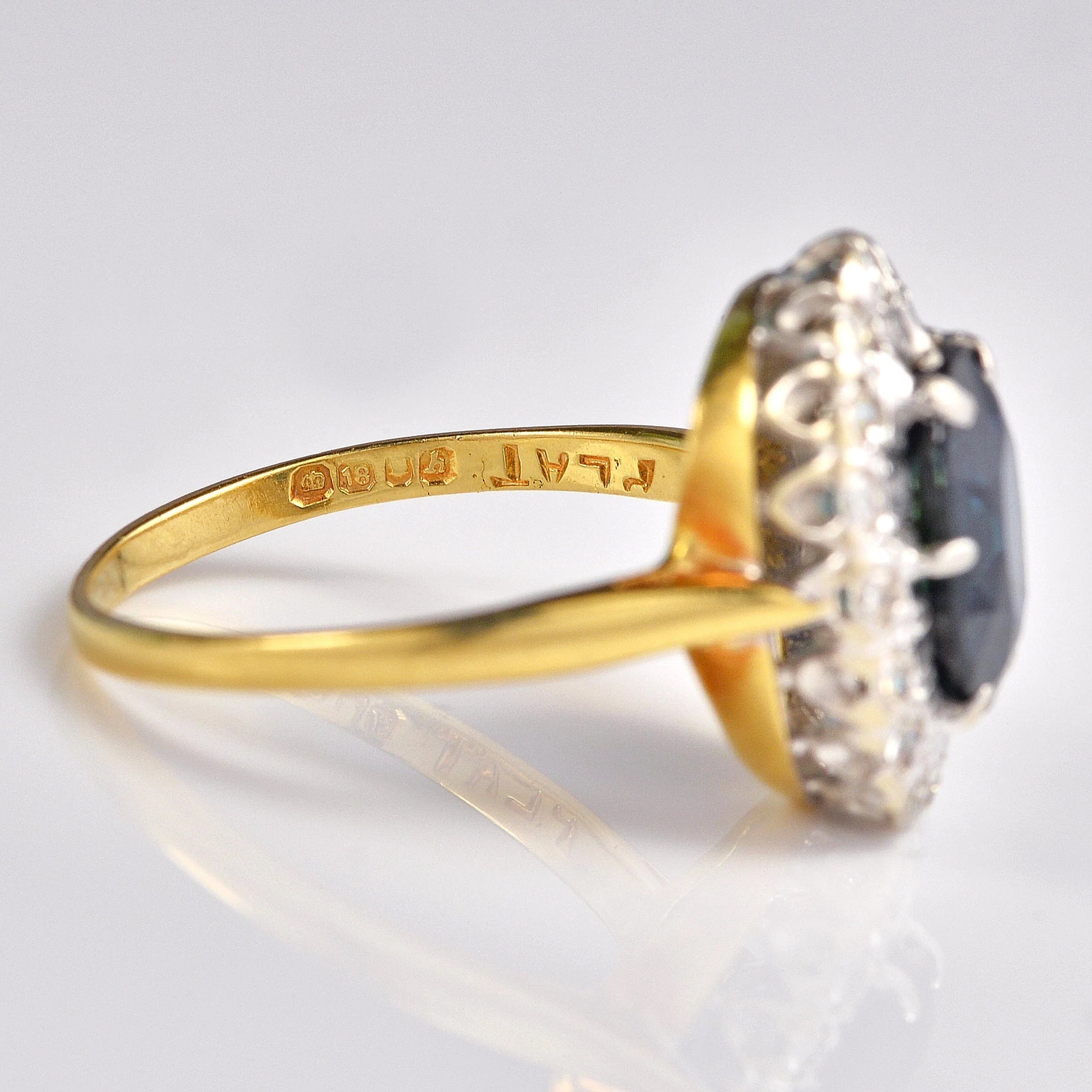 Ellibelle Jewellery Vintage 1963 Sapphire & Diamond 18ct Gold Cluster Ring (2.77ct)