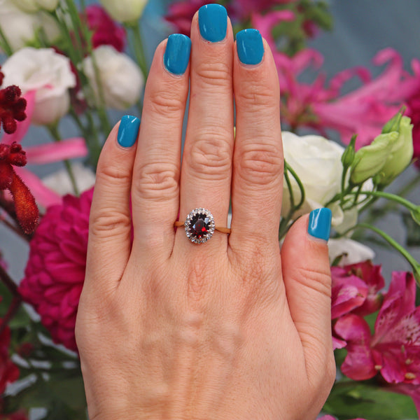 Ellibelle Jewellery Vintage 1968 Garnet & Diamond Gold Cluster Ring