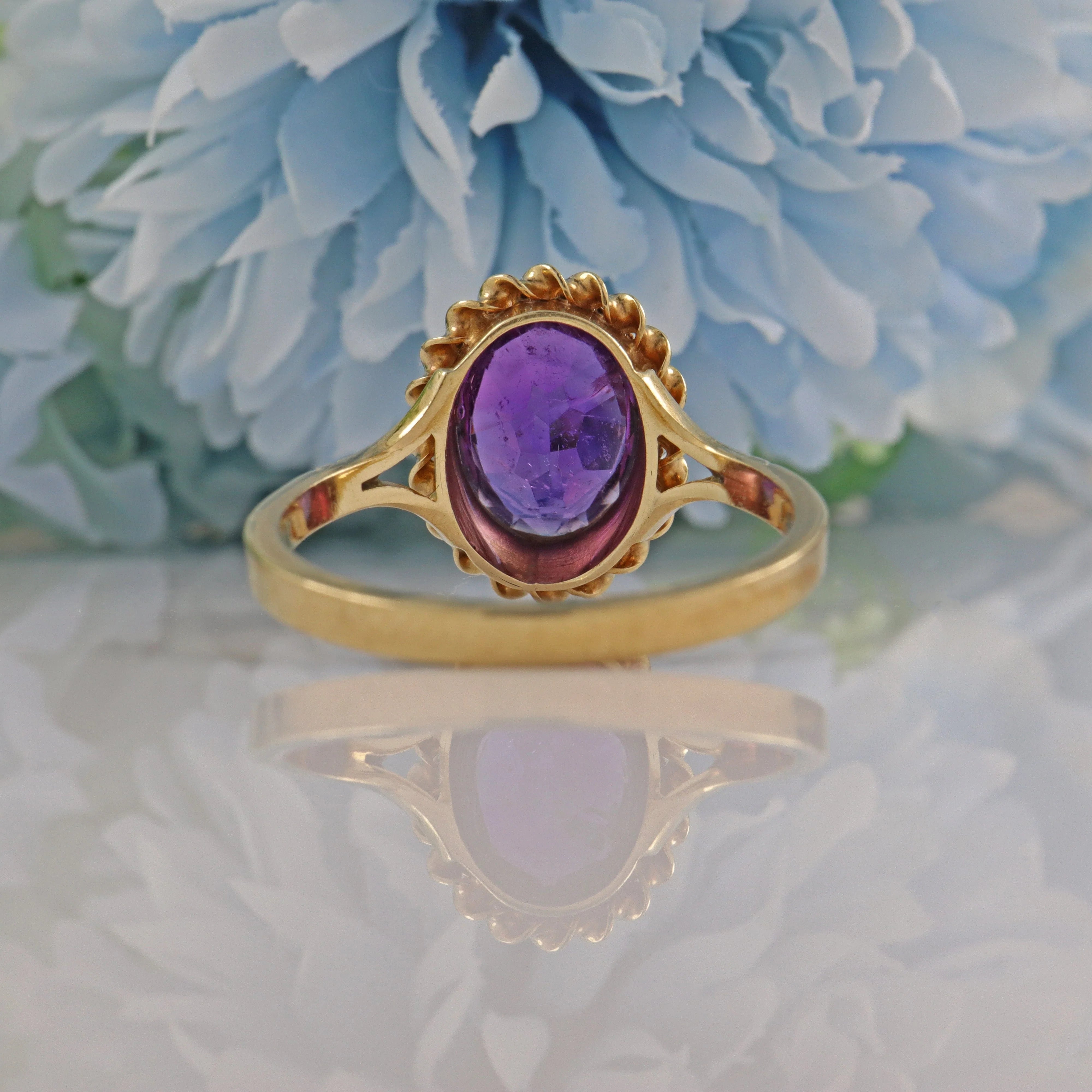 Ellibelle Jewellery Vintage 1970s Amethyst 9ct Gold Solitaire Ring