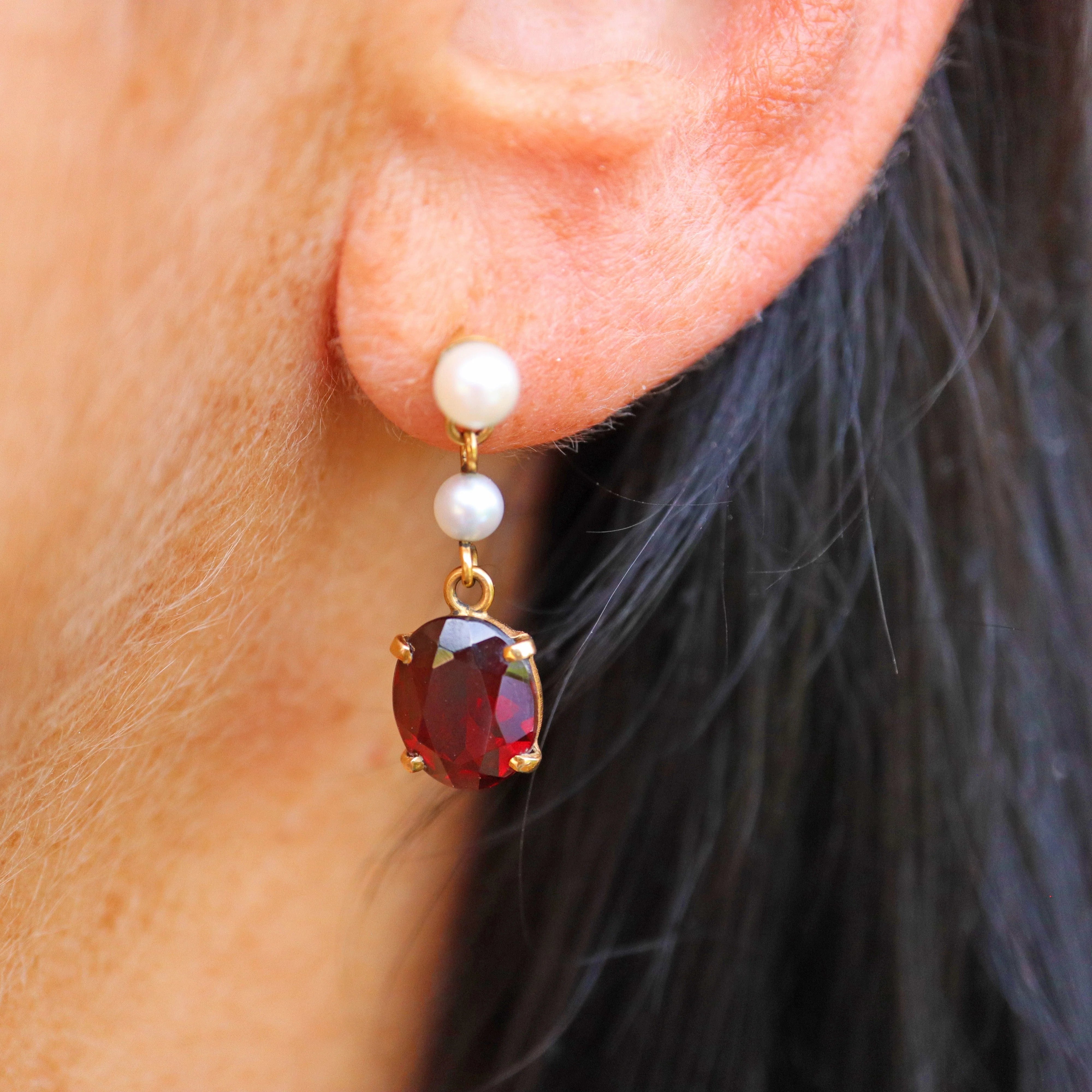 Ellibelle Jewellery Vintage 1970s Garnet & Pearl Gold Drop Earrings